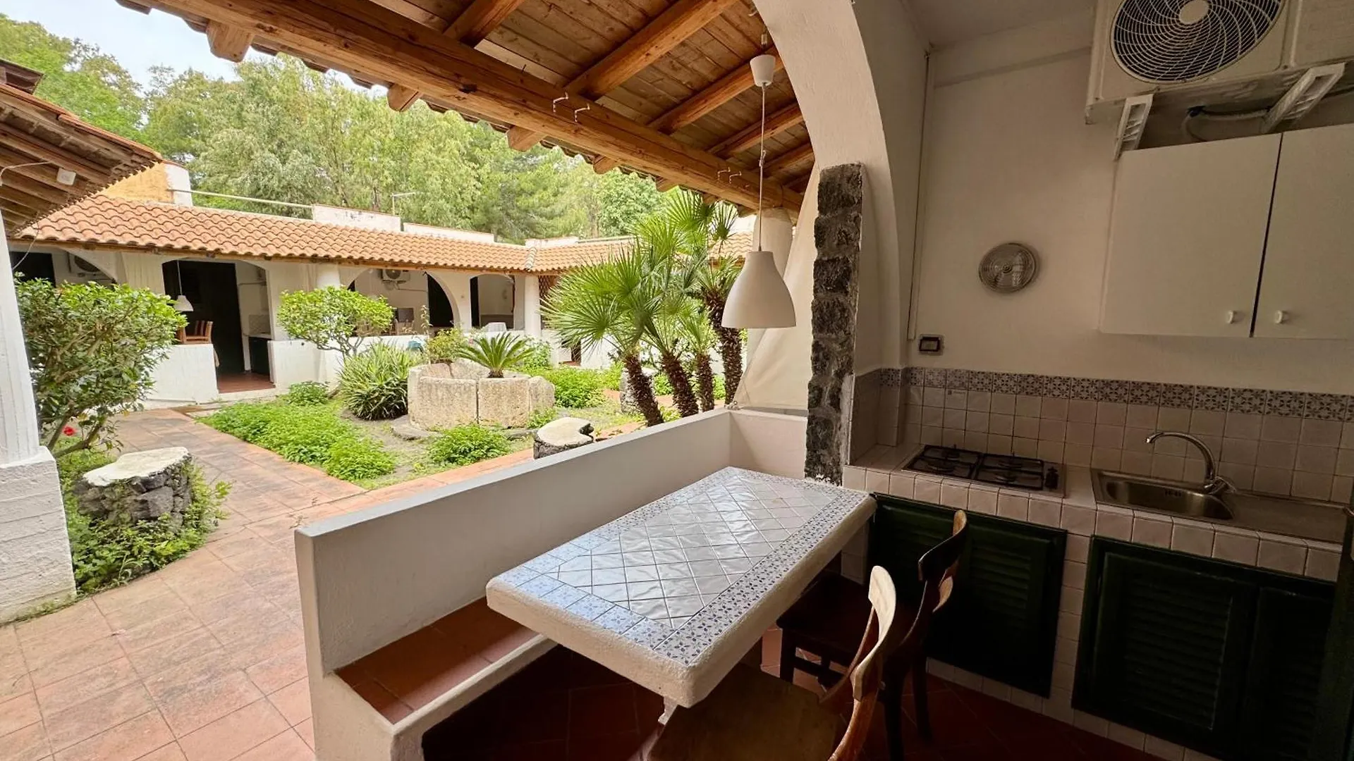 Holiday home Jera Collection Vulcano Uno - Garden View Italy